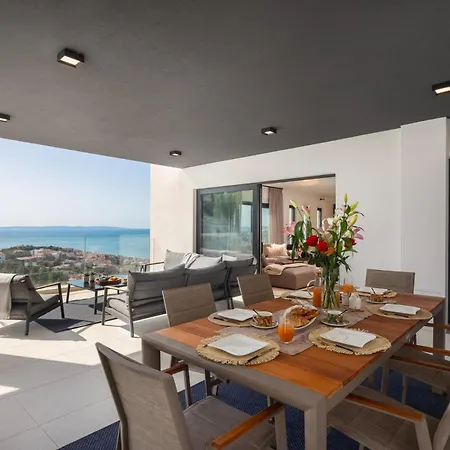 Villa Luxury Cosmopolitan With Pool *