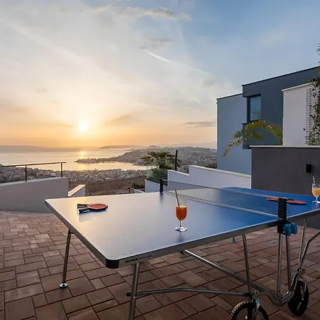 Luxury Cosmopolitan With Pool