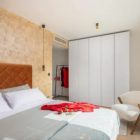 Luxury Cosmopolitan With Pool * بودْسْتغانا