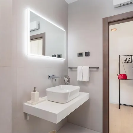 Luxury Cosmopolitan With Pool فيلة *