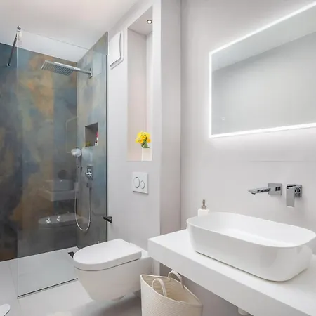 Luxury Cosmopolitan With Pool فيلة