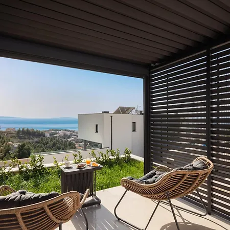 Luxury Cosmopolitan With Pool Villa Podstrana